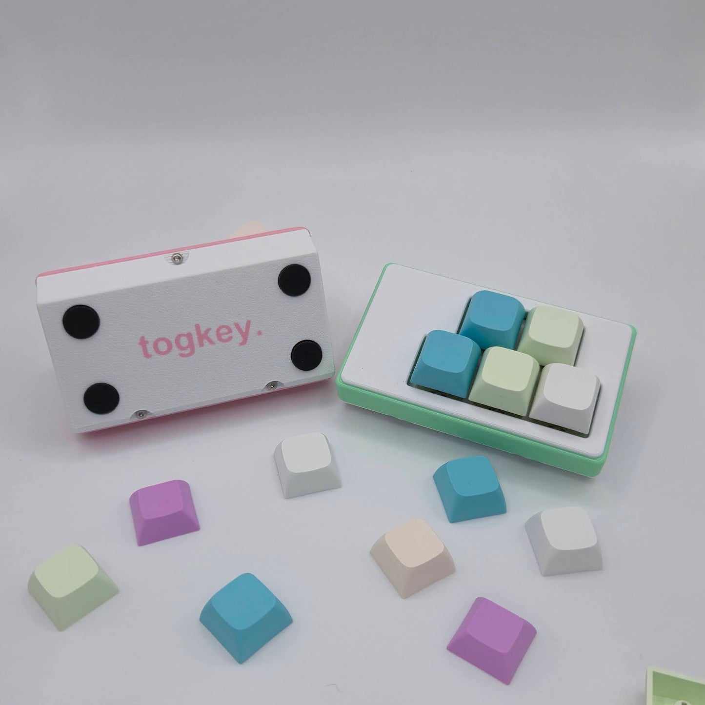 TogKey Pad 5-Key Programmable RGB Mechanical Keyboard Macropad/Media Controller